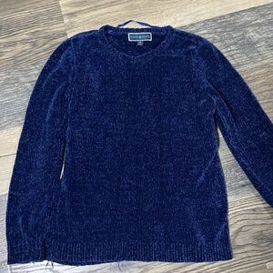 Women’s sweater